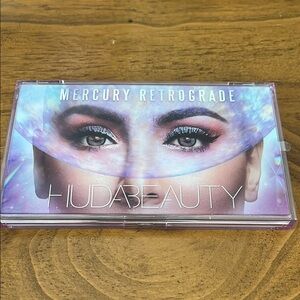 Huda Beauty Mercury Retrograde Eyeshadow Palette